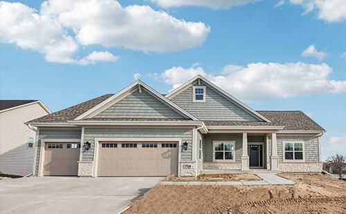 lt25-754 Brockway Drive, MUKWONAGO, WI, 53149 | Card Image