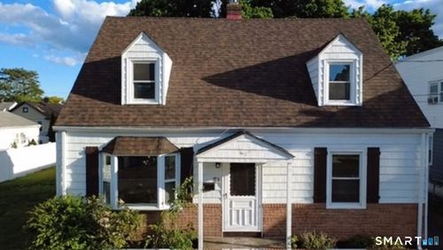 94 Third St, Hamden, CT, 06514-4716 | Card Image