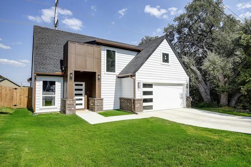 5807 Black Pine Cir, Granbury, TX, 76048-6586 | Card Image