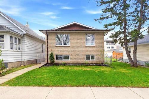 410 Melrose Ave W, Winnipeg, MB, R2C1P1 | Card Image