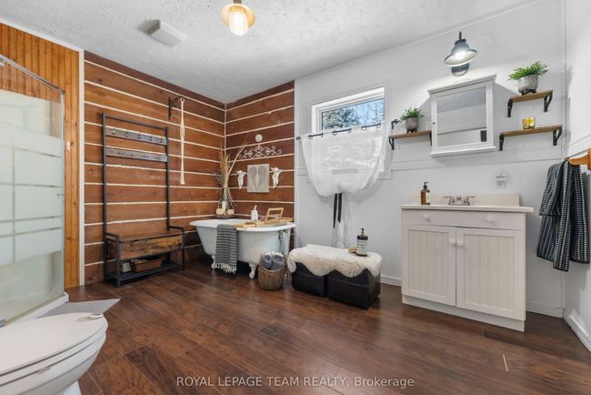 105 Heins Rd, House other with 2 bedrooms, 1 bathrooms and 10 parking in Palmer Rapids ON | Image 11