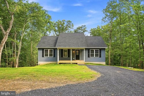 302 Pheasant Dr, WINCHESTER, VA, 22602-3537 | Card Image