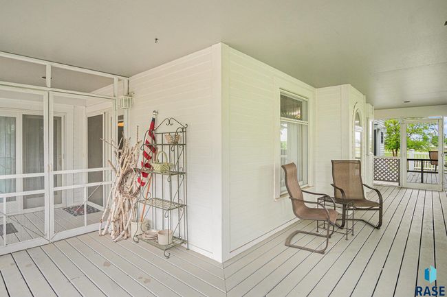 102 S Walnut Ave, House other with 4 bedrooms, 4 bathrooms and null parking in Luverne MN | Image 6