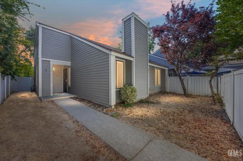 apt-9-8000 Kroll Way, Bakersfield, CA, 93311-1123 | Card Image