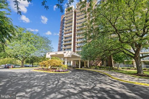 1210-7401 Westlake Ter, BETHESDA, MD, 20817-6570 | Card Image
