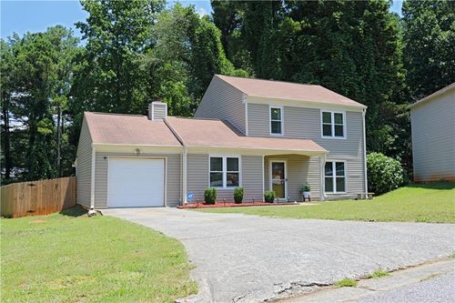 5076 Plantation View Trl, Stone Mountain, GA, 30088-2748 | Card Image