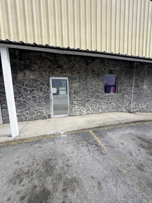 202 N Main St, Ashland City, TN, 37015-1362 | Card Image