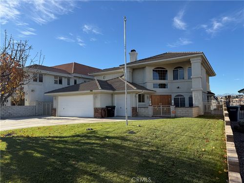 13636 Sea Gull Dr, Victorville, CA, 92395 | Card Image