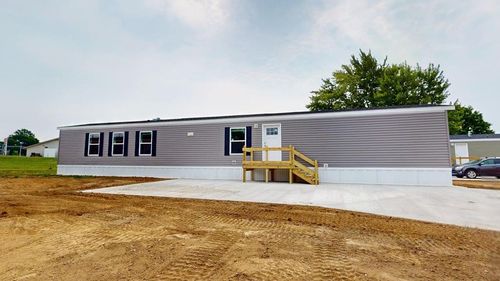 410 E. Walton Street, Willard, OH, 44890 | Card Image
