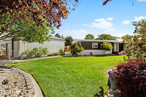 47 Robin Rd, Burbank, WA, 99323-9508 | Card Image