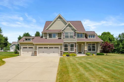 5464 Cypress Bay Dr, Kalamazoo, MI, 49009-7753 | Card Image