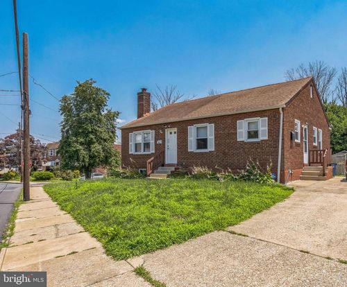 711 Poplar St, SHARON HILL, PA, 19079-1243 | Card Image