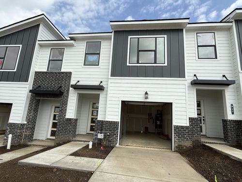 913 Tellico St, Gallatin, TN, 37066-6286 | Card Image