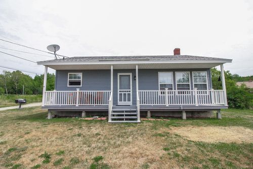 10 Factory Road, Gouldsboro, ME, 04607 | Card Image