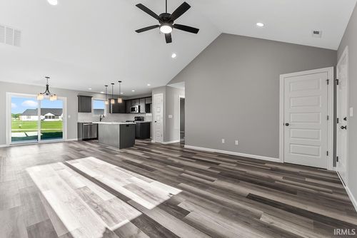 15563 Impala Dr, Huntertown, IN, 46748-9561 | Card Image