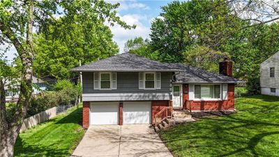 8303 Manning Avenue, House other with 3 bedrooms, 2 bathrooms and null parking in Raytown MO | Image 1