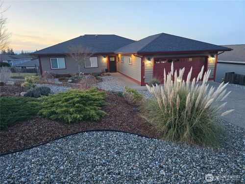 40 Topaz Way, Sequim, WA, 98382-4739 | Card Image