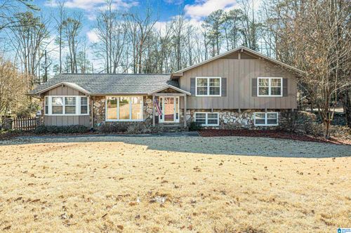 1641 Kestwick Dr, Hoover, AL, 35226-2349 | Card Image