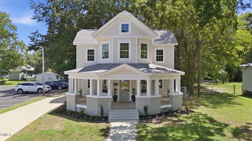406 N Webb St, Selma, NC, 27576-2846 | Card Image
