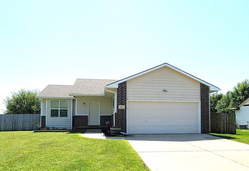 407 E Hickory Ct, Mulvane, KS, 67110-9261 | Card Image