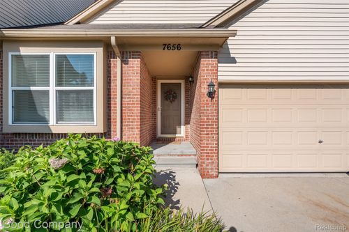 7656 Amanda Cir, Washington Township, MI, 48094-3585 | Card Image
