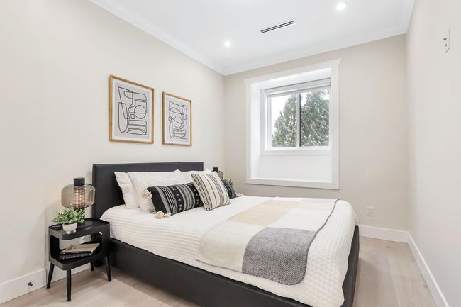 212 Blackman St, House other with 6 bedrooms, 5 bathrooms and 5 parking in New Westminster BC | Image 26