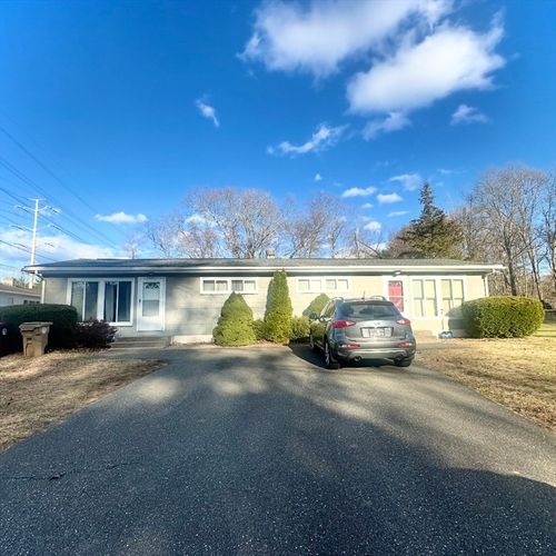 52-50-52 Booth St, Ludlow, MA, 01056-1103 | Card Image