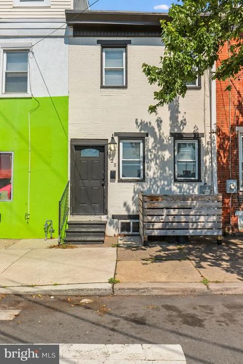 525 S Jackson St, WILMINGTON, DE, 19805-4411 | Card Image