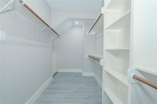 5807 Cypress Mound Ct, House other with 5 bedrooms, 5 bathrooms and 2 parking in Spring TX | Image 27