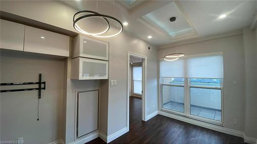 1506-135 James St S, Hamilton, ON, L8P2Z6 | Card Image