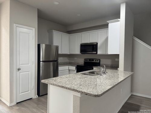 13-7356 Misty Ridge Dr, Converse, TX, 78109 | Card Image