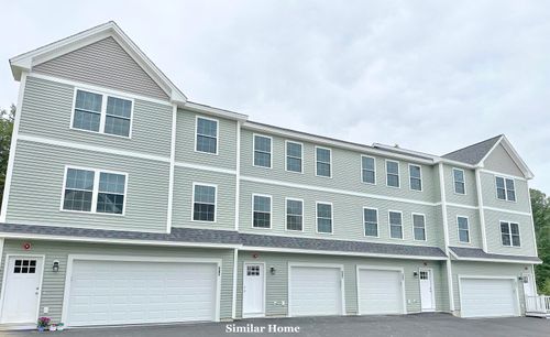 Unit 9 Timber Ridge West, Nottingham, NH, 03290 | Card Image