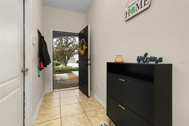 9107 Shepton St, Townhouse with 3 bedrooms, 3 bathrooms and null parking in ORLANDO FL | Image 4