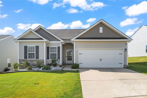 3112 Wynn Way, Charlotte, NC, 28215-8645 | Card Image