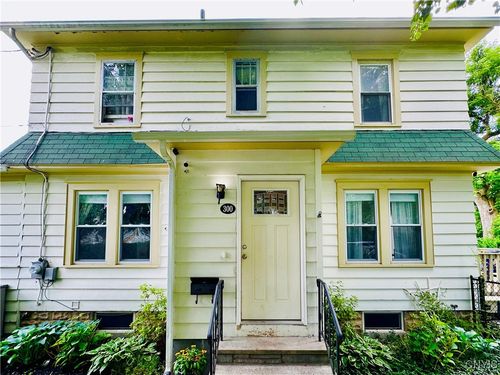 300 Hillsdale Ave, Syracuse, NY, 13206-2956 | Card Image