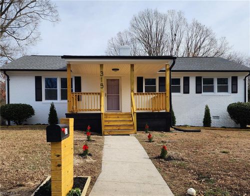 315 Small St, Thomasville, NC, 27360-3552 | Card Image