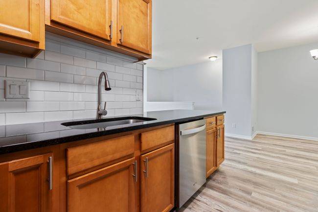 25520 Portico Ln, Condo with 2 bedrooms, 2 bathrooms and null parking in Novi MI | Image 7