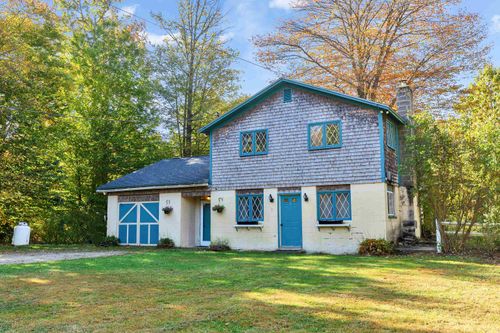 9 Nutter Cir, Center Barnstead, NH, 03225-3800 | Card Image