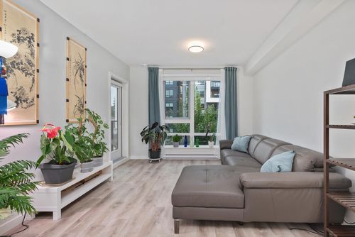 407-615 Cottonwood Ave, Coquitlam, BC, V3J0N4 | Card Image