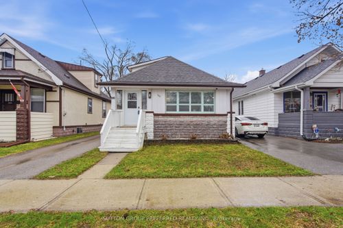 105 Madison Ave, London, ON, N5Z2P3 | Card Image