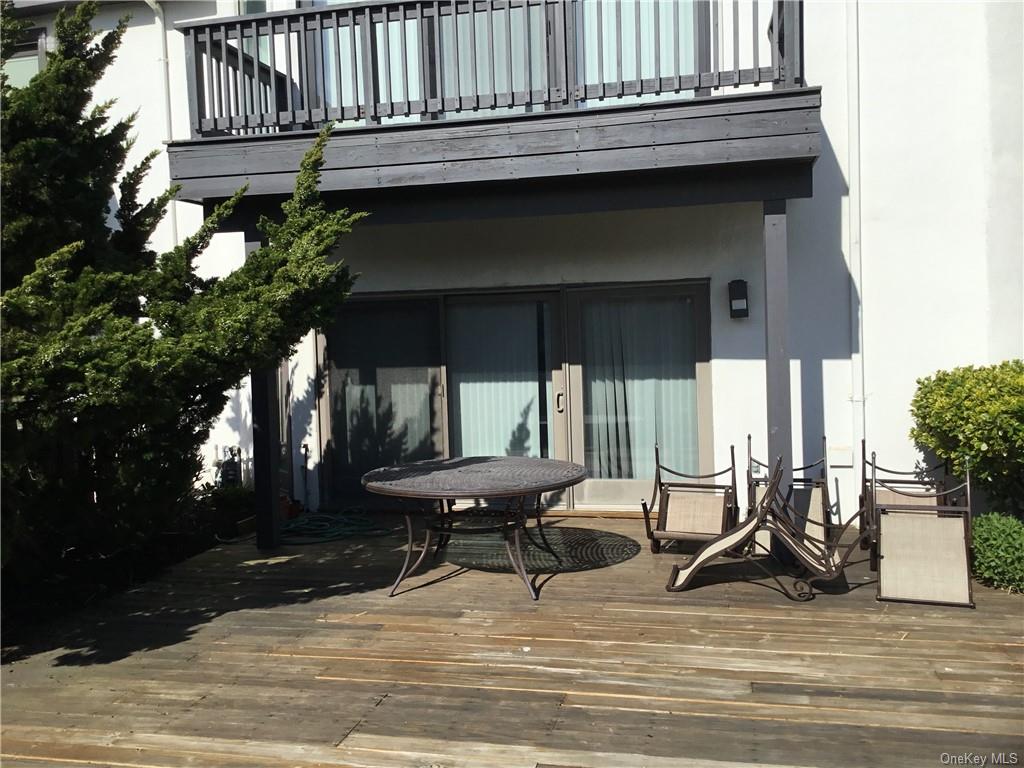 Ocean Blvd, Atlantic Beach, NY 11509