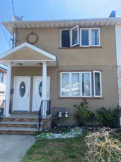 558 Beach 67th St, Arverne, NY, 11692-1311 | Card Image