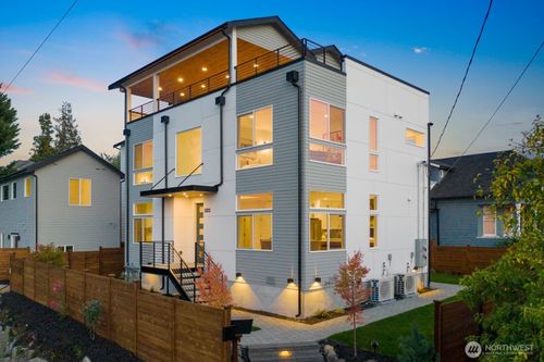 6103 S Norfolk St, Seattle, WA, 98118-5847 | Card Image