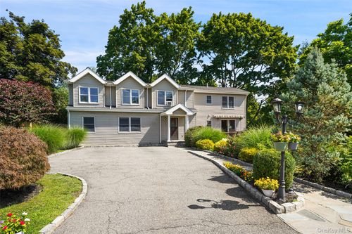 2079 Baldwin Rd, Yorktown Heights, NY, 10598-4047 | Card Image