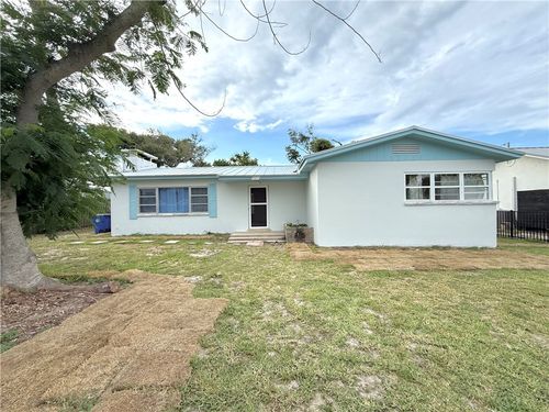 925 Tropic Dr, Vero Beach, FL, 32963-1256 | Card Image