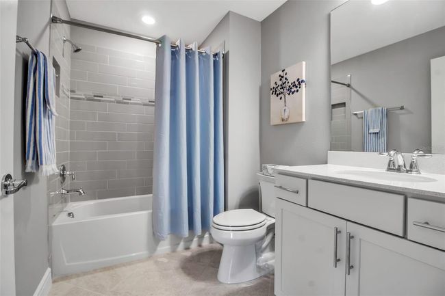 2nd floor Tub and shower combination | Image 50