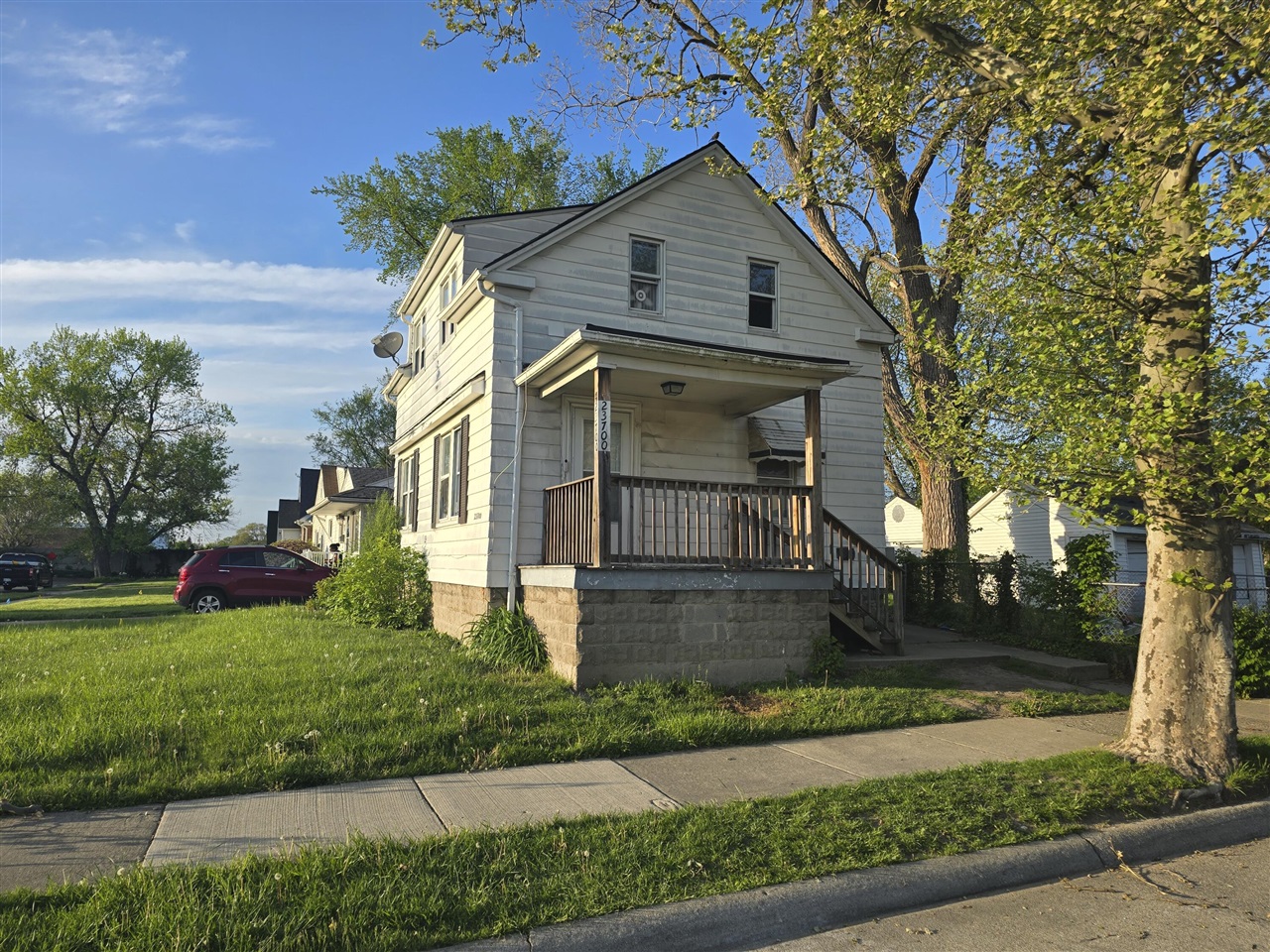 Melrose Ave, Eastpointe, MI 48021