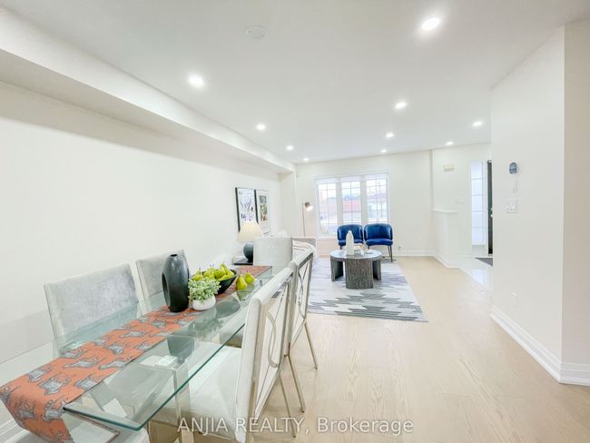 2330 Bur Oak Ave, House attached with 4 bedrooms, 4 bathrooms and 1 parking in Markham ON | Image 9