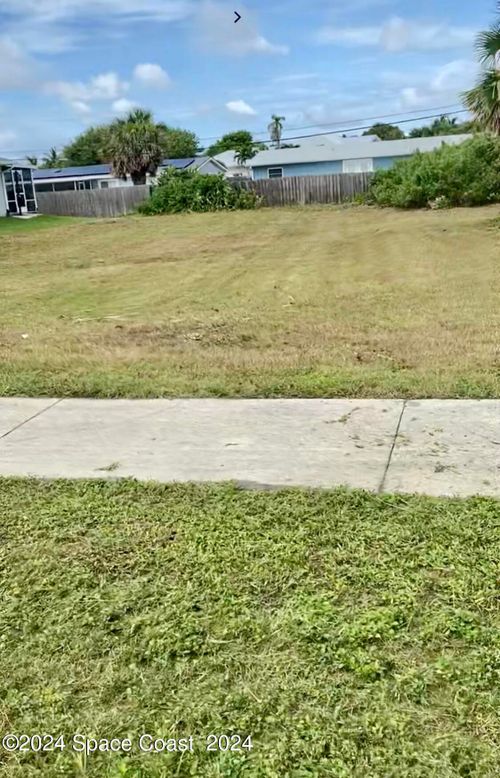 1760 S Miramar Ave, Indialantic, FL, 32903-3529 | Card Image