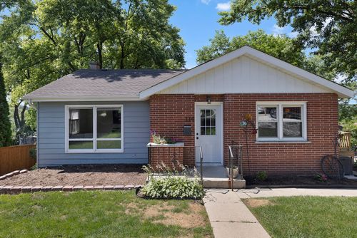 110 Cheri Ln, ANTIOCH, IL, 60002-1301 | Card Image